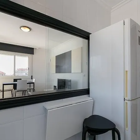 Moderno Piso En El Corazon De By Cabana Apartment Baiona